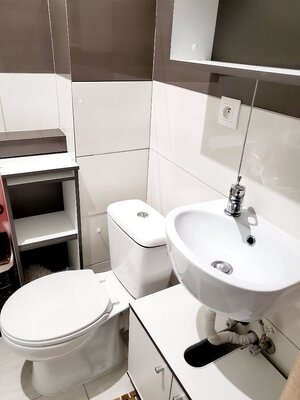 PRENÁJOM  Bánovce nad Bebravou  / 1 IZBOVÝ BYT / ZARIADENÝ /CENTRUM / — foto 6