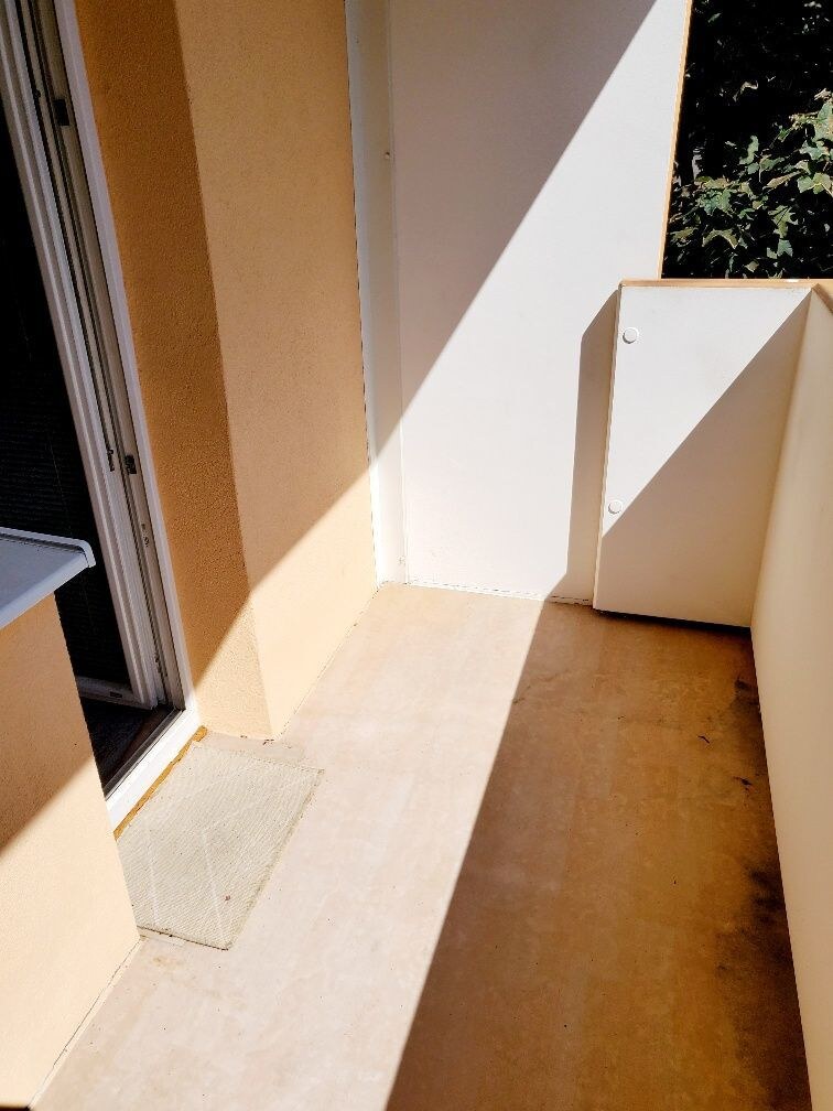 3 izbový  byt  Bánovce nad Bebravou, CENTRUM, 53 m2 ,LOGGIA ,PIVNICA — foto 3