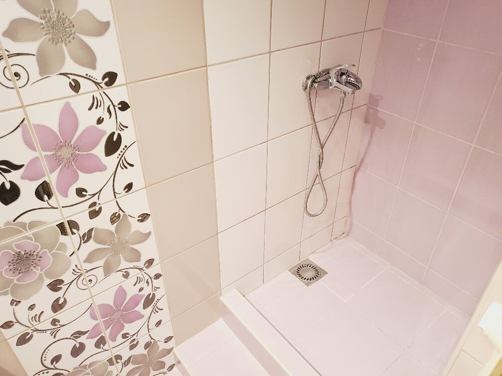 2 izbový  byt  Bánovce nad Bebravou, CENTRUM, 54 m2 ,LOGGIA ,Zariadený — foto 5