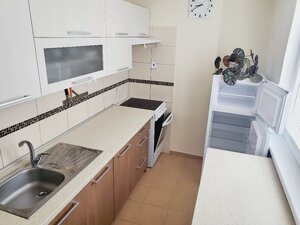 2 izbový  byt  Bánovce nad Bebravou, CENTRUM, 54 m2 ,LOGGIA ,Zariadený — foto 1