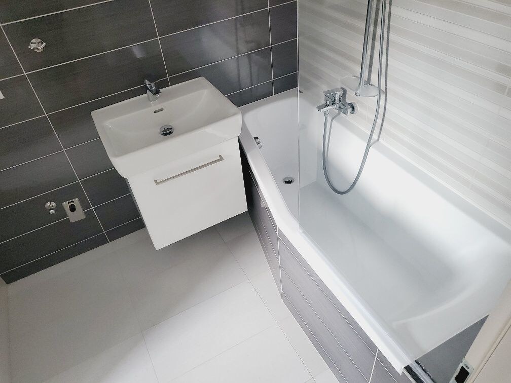 2 izbový  byt  Bánovce nad Bebravou, CENTRUM, 67 m2 , PIVNICA — foto 6