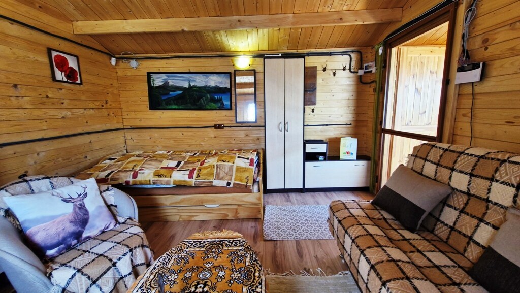 Záhradná chata s príslušenstvom a pozemkom 402 m2 - Nové Mesto n/V — foto 17