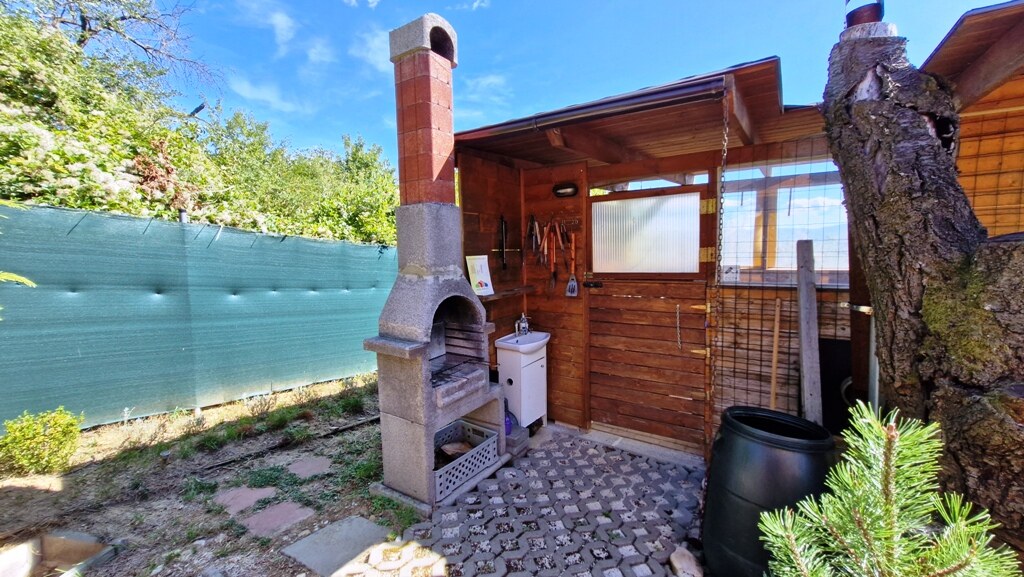 Záhradná chata s príslušenstvom a pozemkom 402 m2 - Nové Mesto n/V — foto 20