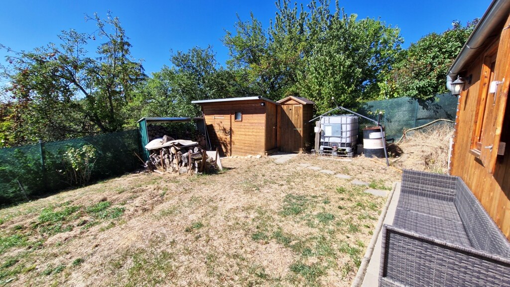 Záhradná chata s príslušenstvom a pozemkom 402 m2 - Nové Mesto n/V — foto 27