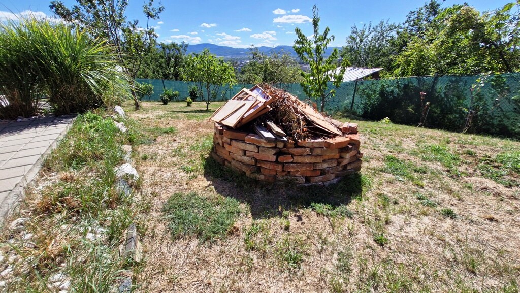 Záhradná chata s príslušenstvom a pozemkom 402 m2 - Nové Mesto n/V — foto 29