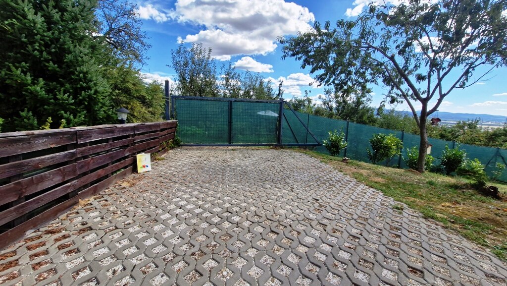 Záhradná chata s príslušenstvom a pozemkom 402 m2 - Nové Mesto n/V — foto 34