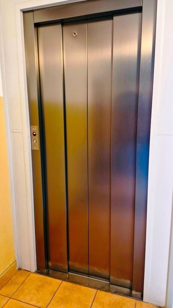 Na predaj priestranná garsónka 34 m2 + veľký balkón - Nové Mesto n/V — foto 19