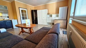 Na predaj priestranná garsónka 34 m2 + veľký balkón - Nové Mesto n/V — foto 2