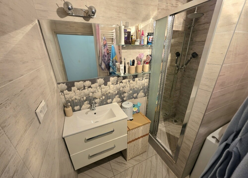 3 izbový byt Bánovce nad Bebravou /CENTRUM / 52 m2/ PIVNICA — foto 8