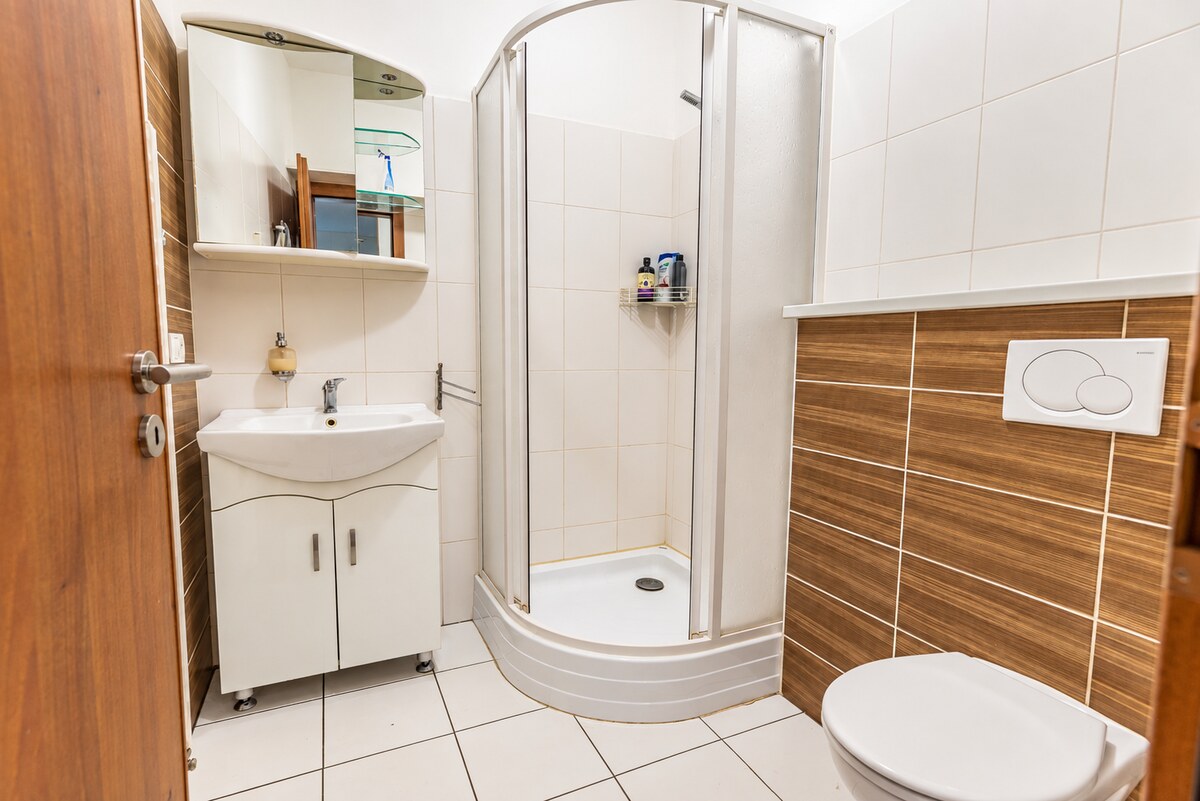 Na prenájom 2-izbový byt, 47 m², klimatizovaný, Odborárska ul., BA III — foto 10