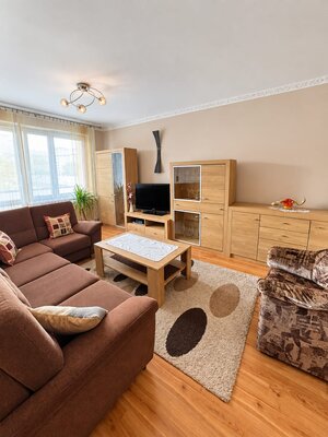 PRENÁJOM | 3-IZBOVÝ BYT | 80 m² | 2 BALKÓNY | ZARIADENÝ | CENTRUM I — foto 1