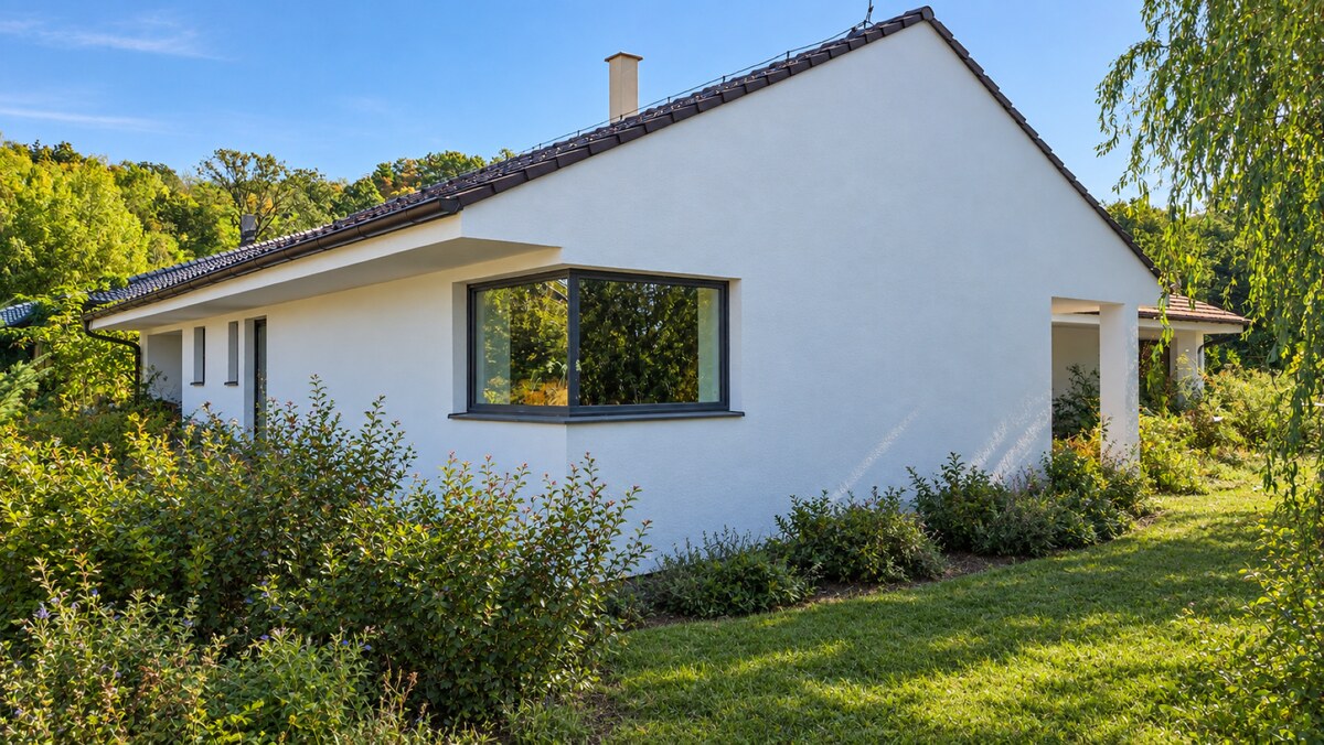 MODERNÝ 6-IZBOVÝ BUNGALOV S TERASOU A POZEMKOM 884 m² – RATNOVCE — foto 11