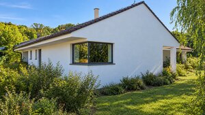 MODERNÝ 6-IZBOVÝ BUNGALOV S TERASOU A POZEMKOM 884 m² – RATNOVCE — foto 11