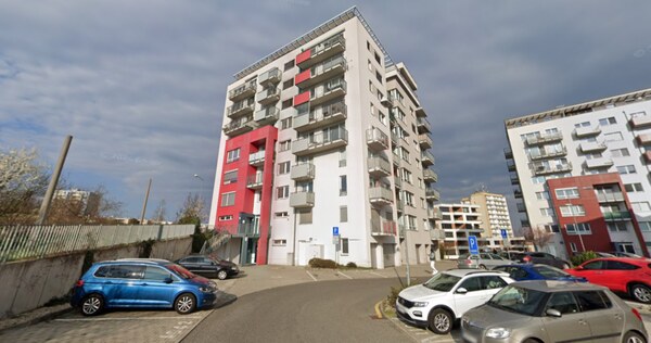 Zariadený 2i byt s balkónom a parkovaním v pokojnej lokalite Rače,Kadnárova
