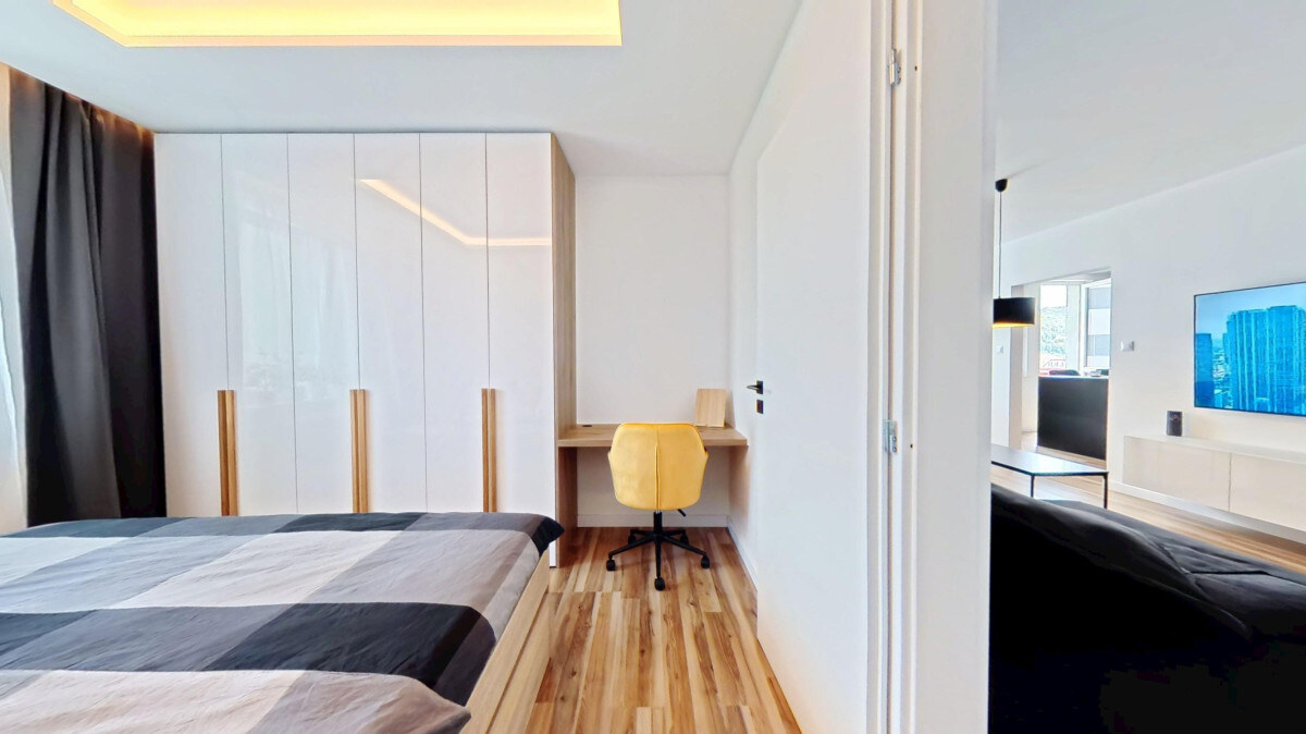 Priestranný 3i byt po luxusnej rekonštrukcii — foto 9