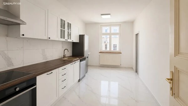 Výnosová príležitosť v centre kúpeľného mesta - 3+KK, 88 m² v Tepliciach