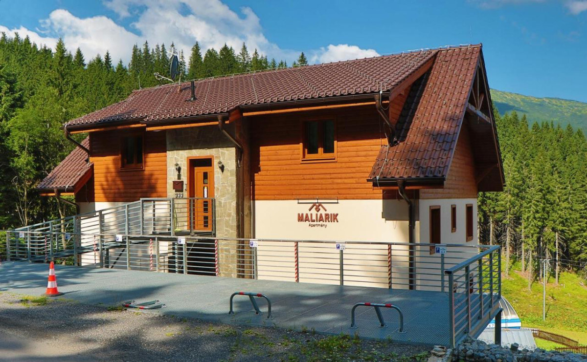 Lukratívny apartmán s balkónom priamo na zjazdovke v Demänovskej doline — foto 2