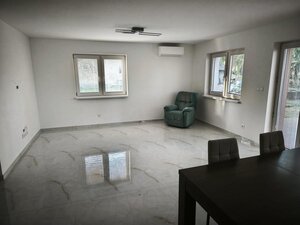 Ponúkame na predaj moderný, samostatne stojaci 3-izbový bungalov-NOVOSTAVBA — foto 9