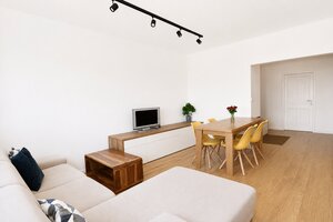 Svetlý zrekonštruovaný 4 izb. byt (pôvodne 3izb) - Jasovská ul. — foto 1