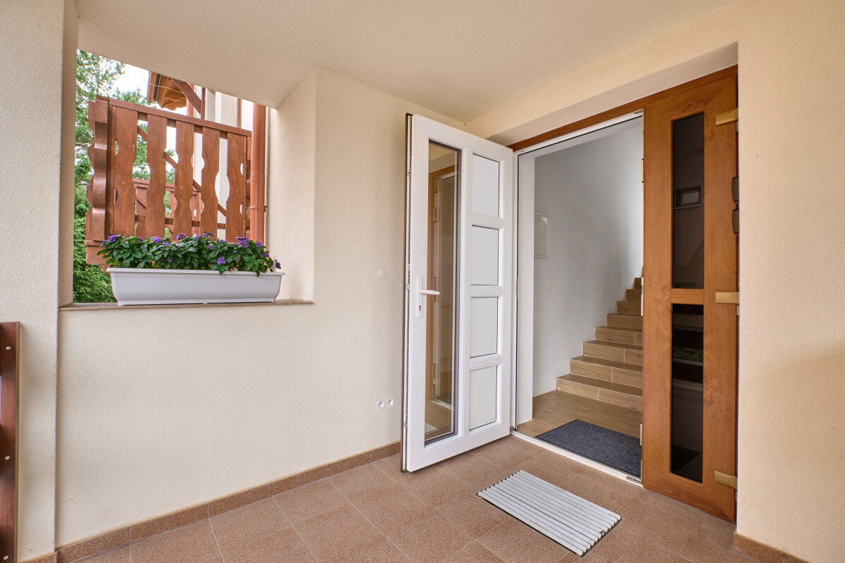 Lukratívny apartmánový dom s rozlohou pozemku 1684 m2 — foto 2