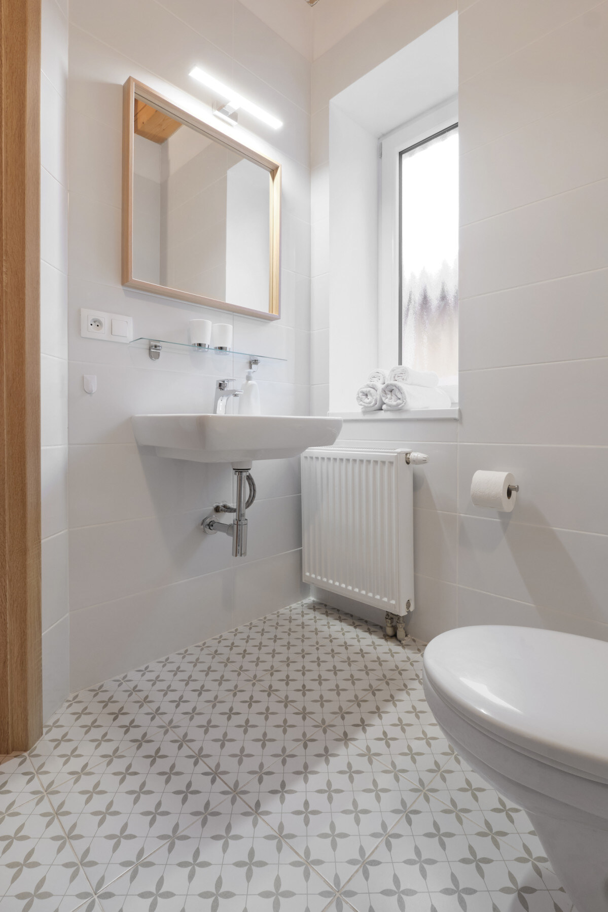 Lukratívny apartmánový dom s rozlohou pozemku 1684 m2 — foto 8