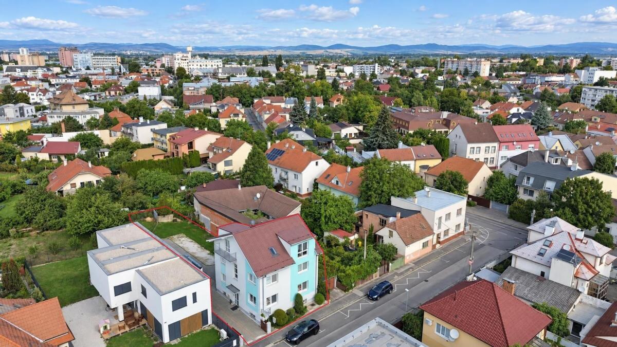 VÝNIMOČNÁ INVESTIČNÁ PRÍLEŽITOSŤ V PIEŠŤANOCH – POLYFUNKČNÁ BUDOVA SO ZABEHNUTOU ZDRAVOTNÍCKOU PREVÁDZKOU — foto 27