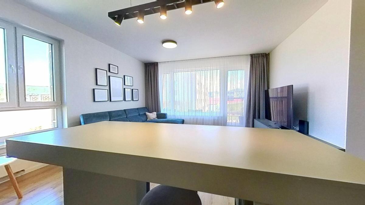 Moderný, klimatizovaný 3-izbového bytu s balkónom v projekte Bory — foto 11