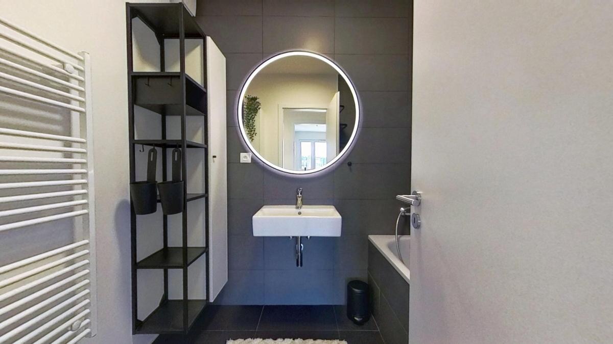Moderný, klimatizovaný 3-izbového bytu s balkónom v projekte Bory — foto 16