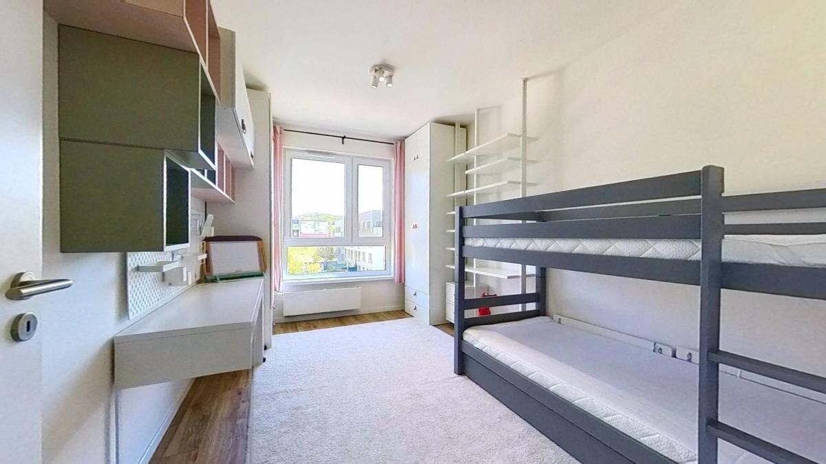 Moderný, klimatizovaný 3-izbového bytu s balkónom v projekte Bory — foto 24